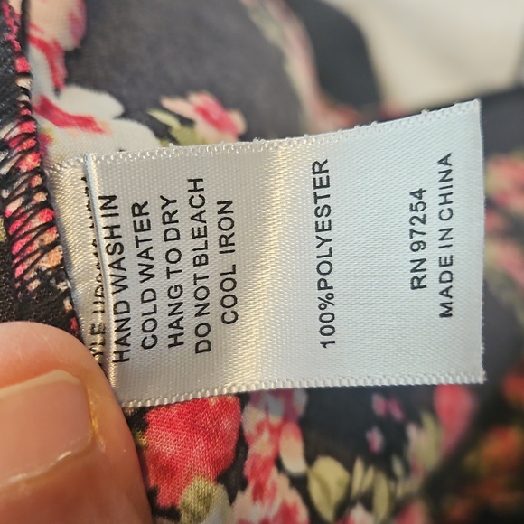 One Clothing floral jumper - Picture 8 of 8